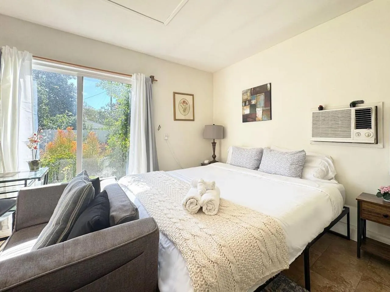 Cozy And Comfortable Studio - Hal2-Uc Los Angeles United States